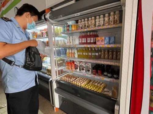 仪征人民路一美食店因预包装食品违规被处罚